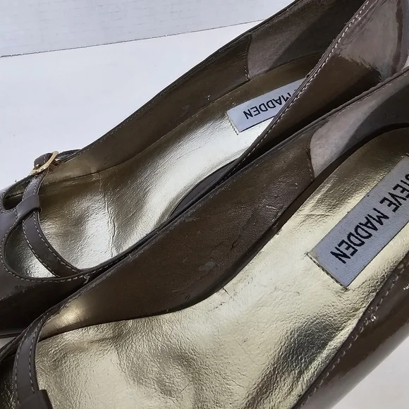 Steve Madden Parlez Mary Jane Wedge Heels - Picture 8 of 9